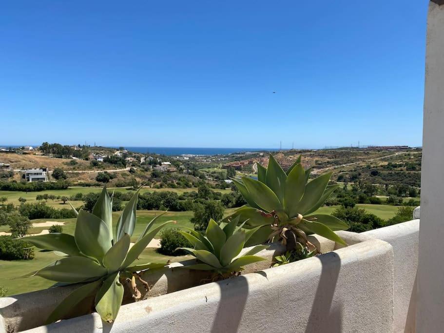 Penthouse Seaview And Golf Valle Romano Estepona Extérieur photo