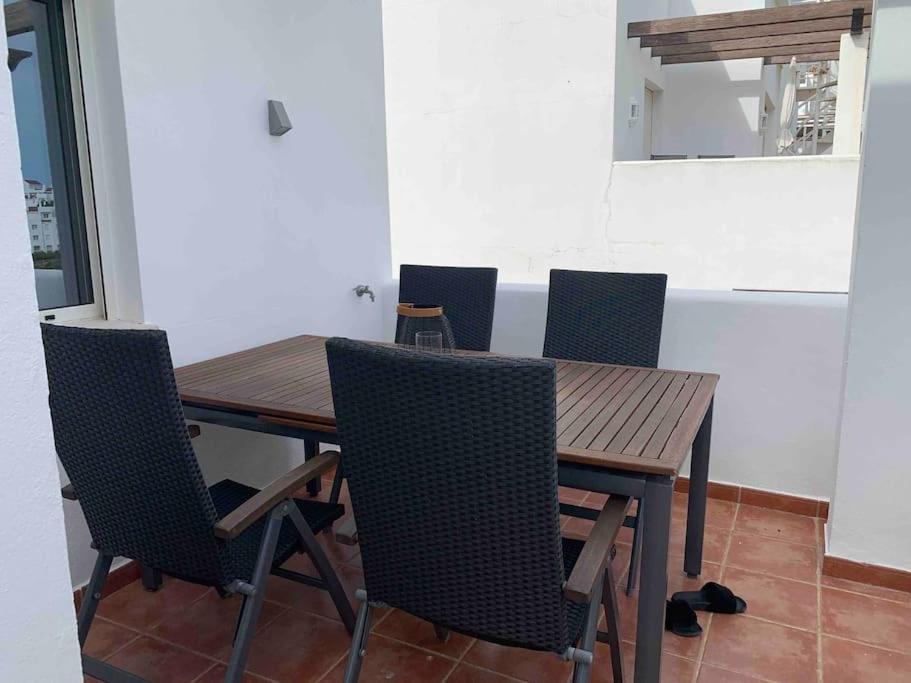 Penthouse Seaview And Golf Valle Romano Estepona Extérieur photo